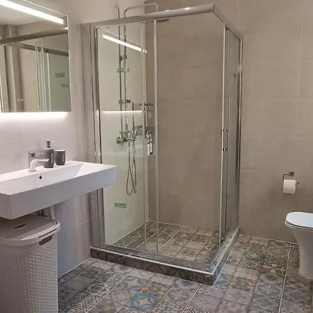 Artemis Plaza * סלוניקי